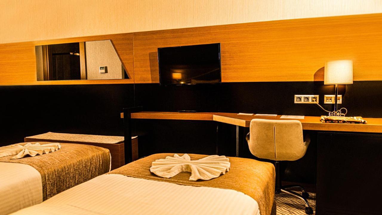 Aselia Hotel Trabzon Esterno foto